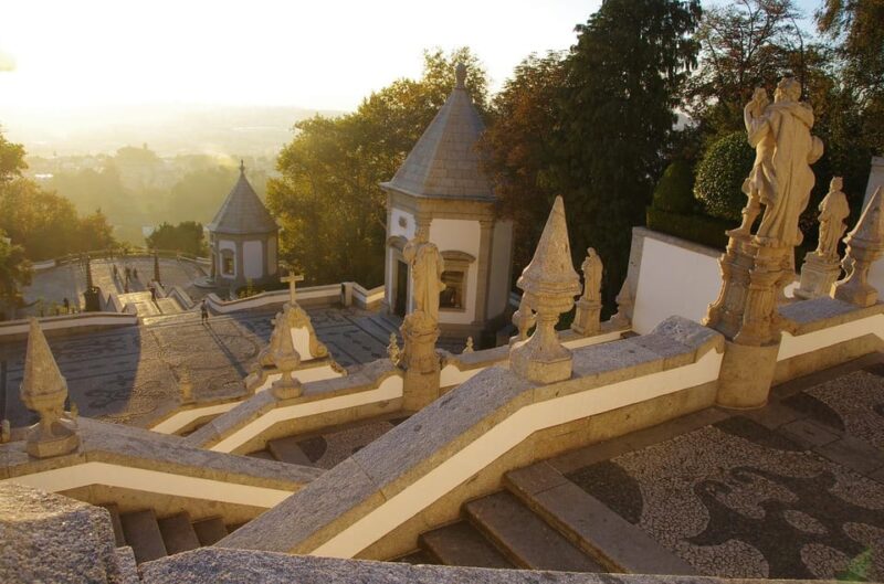 Porto: Braga and Guimarães Private Day Trip with Local - Who Should Choose This Tour?