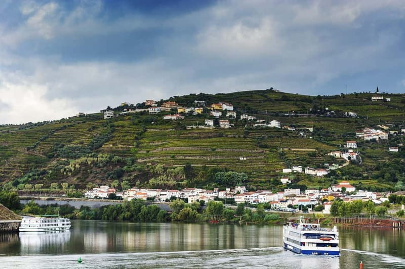 Porto: Bus Ride to Régua and Boat Ride to Porto - Discover the Scenic Douro Valley with a Bus and Boat Tour from Porto