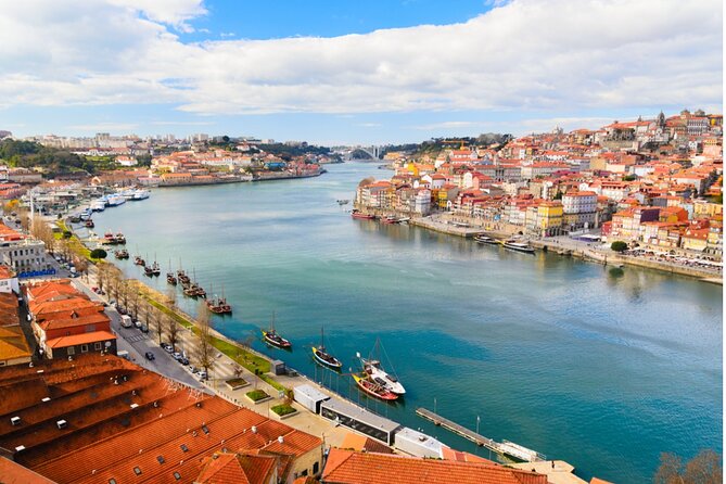 Porto by the Ocean: Self-Guided Puzzle Adventure - Key Points