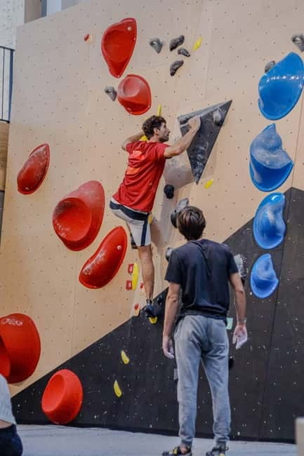 Porto: City Adventure Bike Tour & Indoor Climbing Experience - Explore Porto through a Unique Combination of Bike Adventure and Indoor Climbing