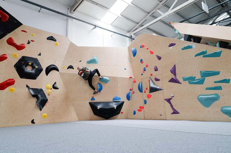 Porto: City Adventure Bike Tour & Indoor Climbing Experience - Scenic Bike Ride Along the Douro River and Atlantic Coast