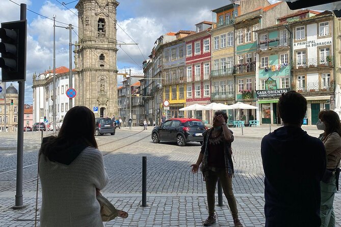 PORTO city Walking Tour - Insights into Igreja dos Carmelitas and Portos Narrow Spaces
