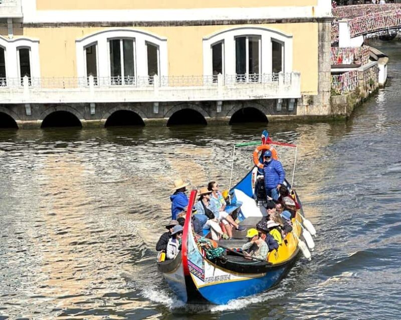 Porto: Coimbra, Aveiro, and Costa Nova Day Trip with Boat - Scenic Drive to Aveiro and Optional Lunch