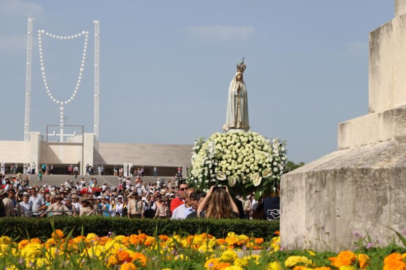 Porto: Complete Private Tour to the Sanctuary of Fatima - An Open-Air Walk Through the Valinhos Sanctuary
