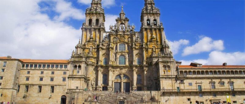 Porto: Day Trip to Santiago de Compostela - Explore Santiago de Compostela, a UNESCO World Heritage Site