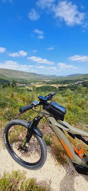 Porto de Mós: Fórnea Valley E-Bike Tour - Exploring the Village of Alvados and Fórnea Valleys