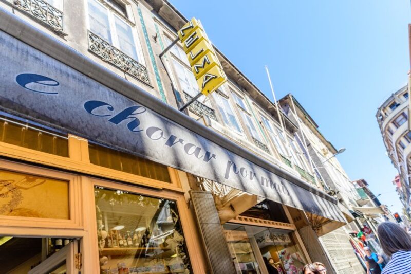 Porto: Delicious Food and Wine Walking Tour - Wine Tasting at Porto’s Top Wine Bar