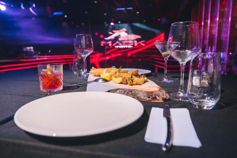 Porto: Dinner with Cabaret & Pole Shows - The Gourmet Dining Experience and Menu Choices