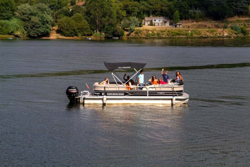 Porto: Douro Nature Boat Tour - Scenic Views and Natural Beauty Along the Douro