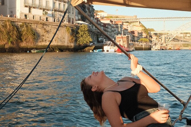 Porto: Douro River Boat Cruise with Port Wine and Snacks - The Cruise’s Stops and Landmarks Along the Douro