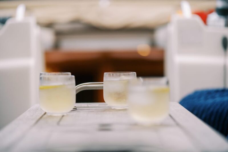 Porto: Douro river Boat tour with wine tasting (small group) - Key Points