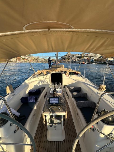 Porto: Douro river Boat tour with wine tasting (small group) - Wine Tasting with a View: Port Wines and Local Secrets