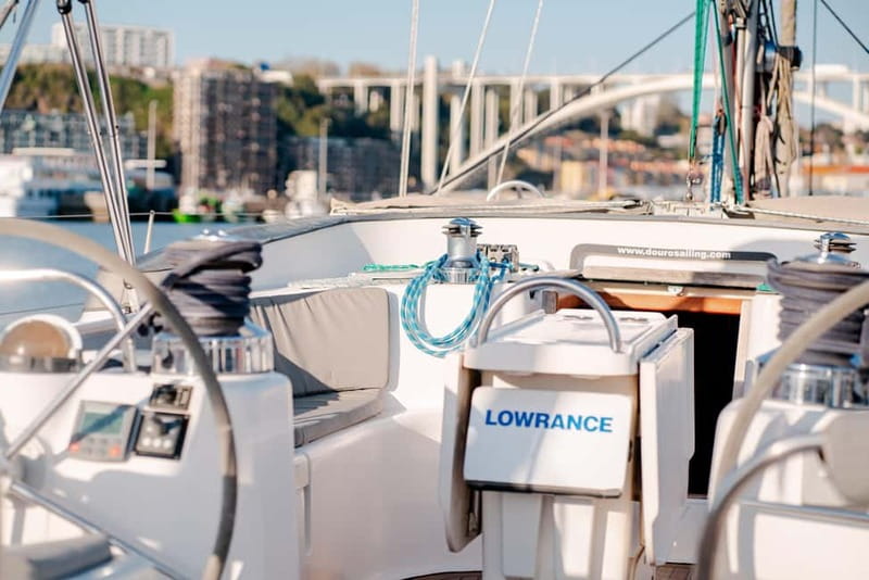 Porto: Douro River Boat Tour with Wine Tasting - The Guide and Crews Approach