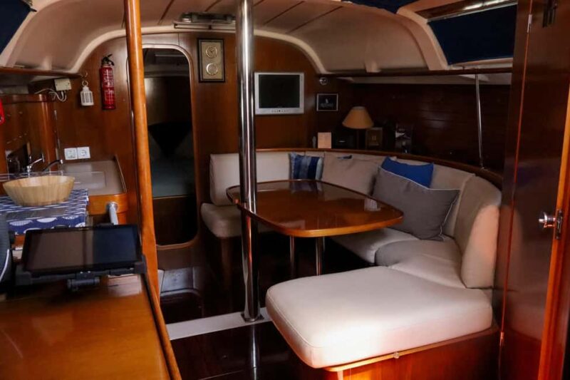 Porto: Douro River Cruise (2 h)  Wine & Scenic Views - Who Will Enjoy This Cruise Most?