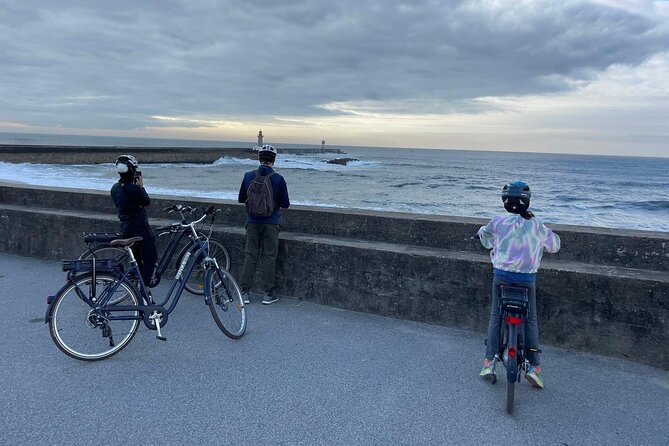 Porto E-Bike and Traditional Market-to-table lunch from Porto - Enjoying a Market-to-Table Fish Lunch