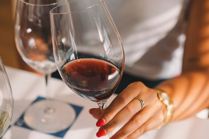 Porto: Explore Wine & Flavour - Workshops at WOW Wine School - Duration, Pacing, and Accessibility