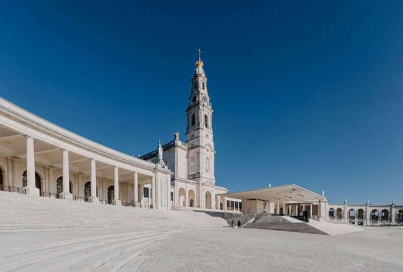 Porto: Fátima & Coimbra Private Tour - Explore Portugal’s Sacred and Historic Sites on a Private Day Tour