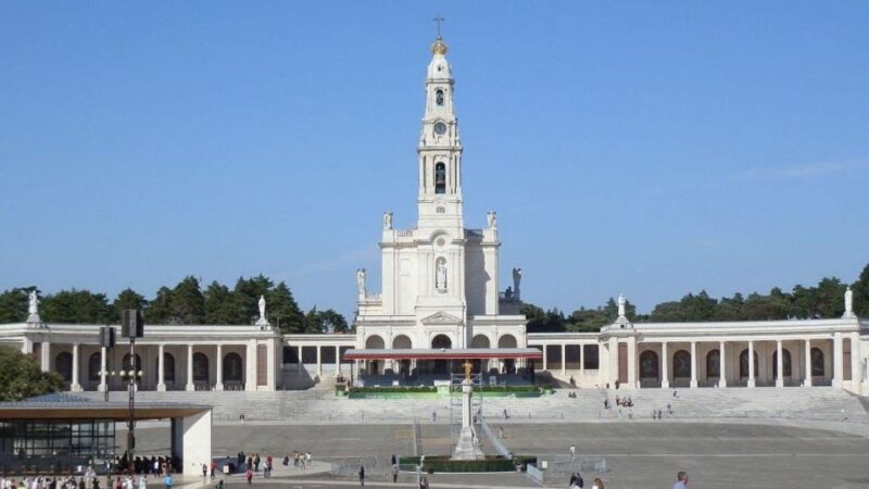 Porto: Fátima & Coimbra Private Tour - Limitations and Considerations