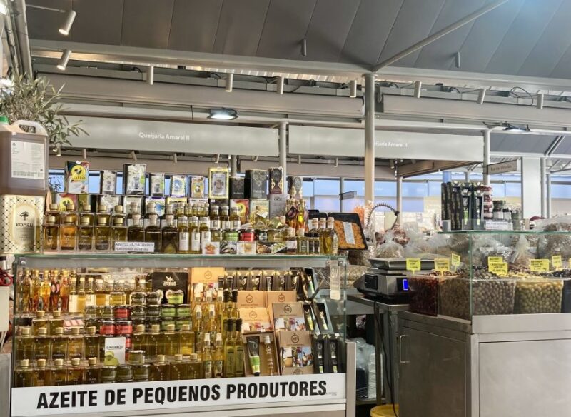 Porto food, wine and culture walking tour - max 8 pax - Practical Details and Meeting Points