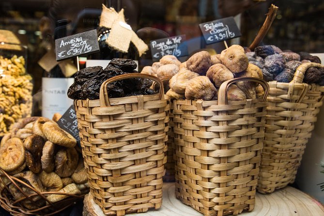 Porto Food & Wine Tasting Tour with Lunch or Dinner Option - Visiting a Generations-Old Tavern for Tapas