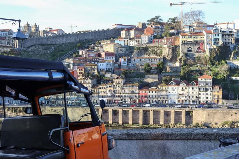 Porto: Fun Private Tuk Tuk Tour - An Exciting Introduction to Porto in a Tuk Tuk