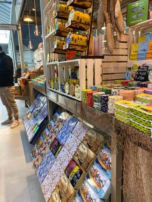 Porto: Gastronomic Food & Wine Tour - Premium Small Group - Discovering Porto’s Regional Dishes and Iconic Snacks