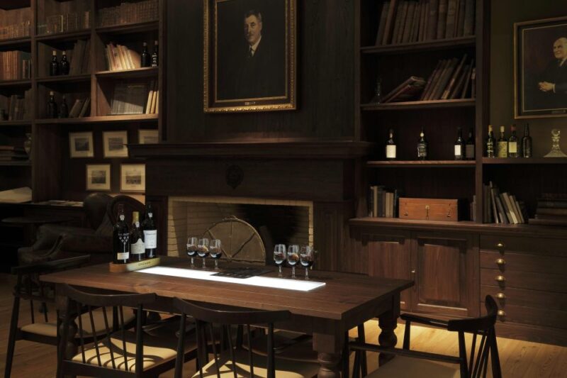 Porto: Graham's Port Lodge Tour & Vintage Room Wine Tasting - Key Points