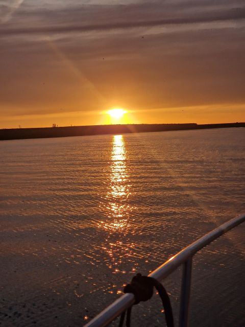Porto: Guide Boat tour with tasting of 4 Port wines - The Experience of a Small Group or Private Charter
