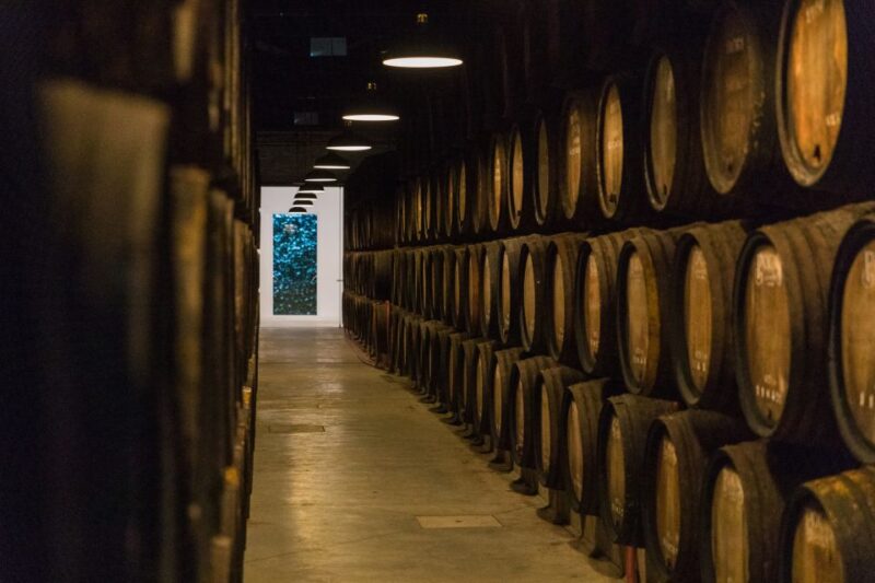 Porto: Guided Tour and Tasting of 3 Port Wines at Poças - Discover the Charm of Poças Port Wine Cellars in Porto