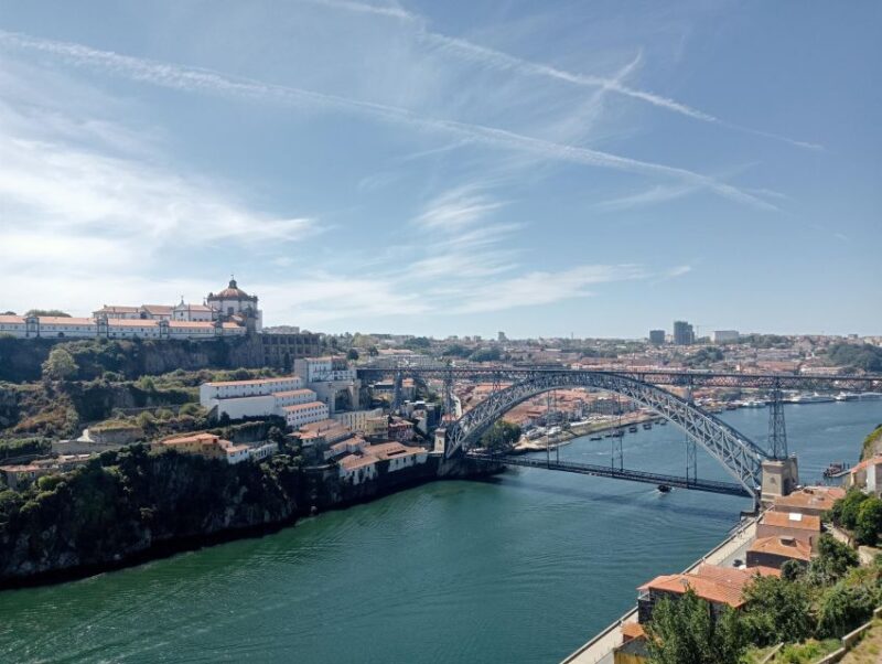 Porto: Guided Walking Tour - Scenic Views and Iconic Bridges at Dom Luís and Jardim do Morro