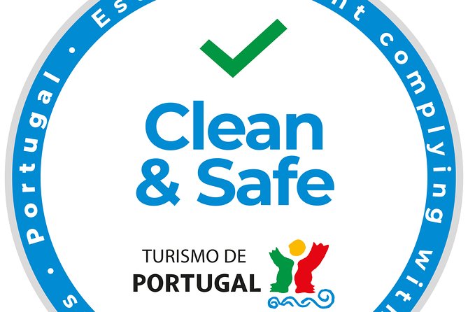 Porto Half-Day Private Tour with Tuk Tuk and Lello Bookstore - VIP Access to Livraria Lello: One of the World’s Most Beautiful Bookstores