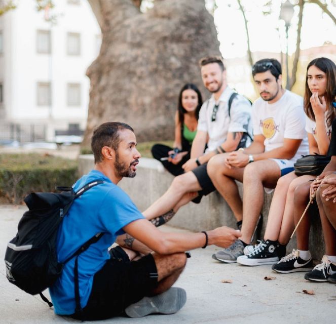 Porto: Harry Potter and City of Porto Guided Walking Tour - Exploring Livraria Lello: The Enchanting Bookstore