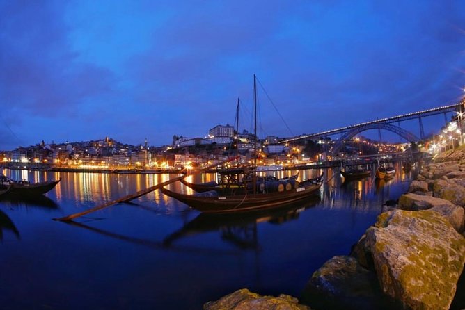 Porto Heritage Night Tour With Fado Show And Dinner Included - From the Old Town to the Riverside: Sightseeing Highlights