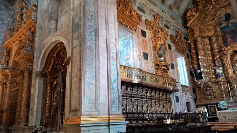 Porto Historic Center: Small Group Walking Tour & Cathedral - Key Points