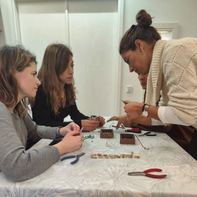 Porto: Jewelry Workshop at Antero de Quental - Who Will Love This Jewelry-Making Workshop?