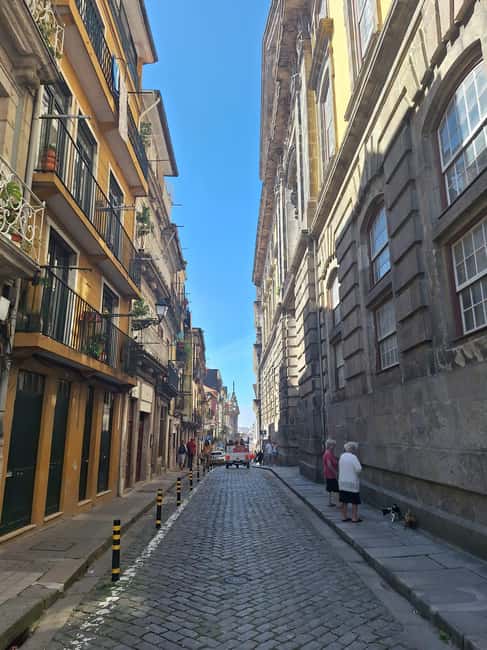 Porto: Jewish Heritage Walking Tour - Walking Through Porto’s Steep and Historic Streets