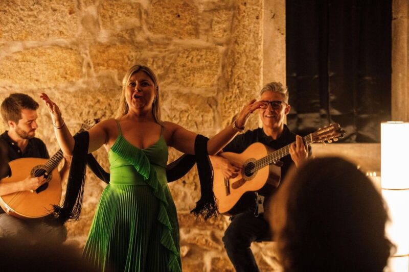 Porto: Live Fado Show with Glass of Port Wine - The Performers and Their Musical Talents
