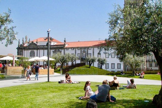 Porto - Living Like a Local - Crossing the Luis I Bridge and Exploring the Ribeira Neighborhood