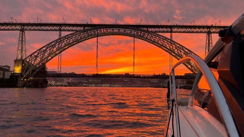 Porto: Luxury 6 Bridges Yacht Cruise with Wine & Snacks - Portos Premier Yacht Experience for Bridge and City Views