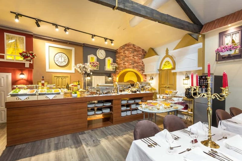 Porto: Magic Train Tour and Port Wine Cellar with Tastings - Who Should Consider This Tour?