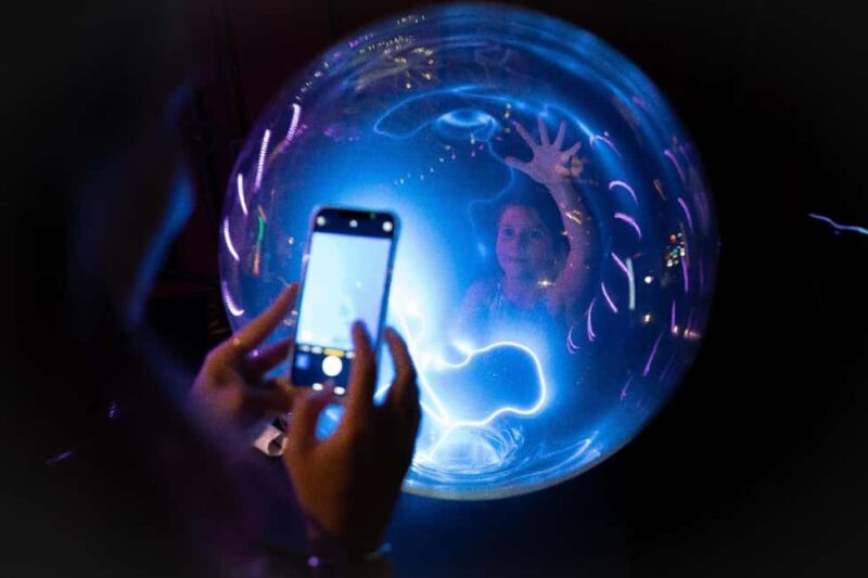 Porto: Neonia Immersive Museum Entry Ticket - Who Should Consider Visiting Neonia