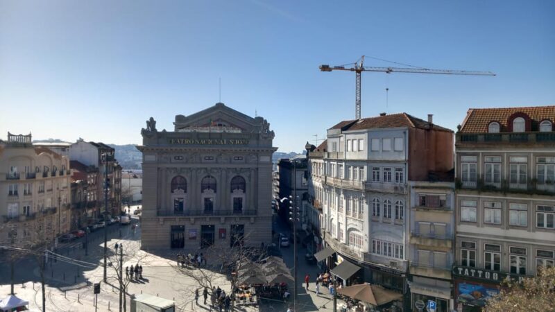 Porto: Off the Beaten Track Private Tour with Wine Tasting - Discovering Porto’s Fortified Past at the Fernandine Wall
