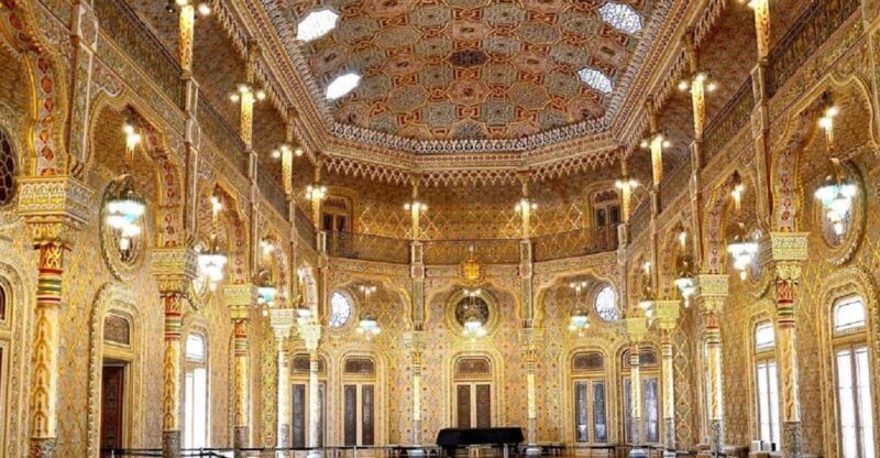 Porto: Old City and Monuments Tour - Key Points