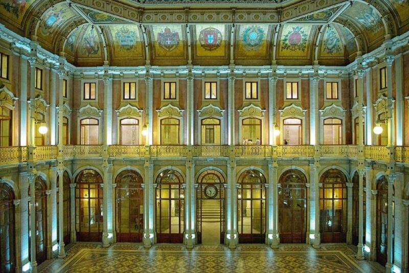 Porto: Old City and Monuments Tour - The Church of Saint Francis and Its Baroque Gold Interior