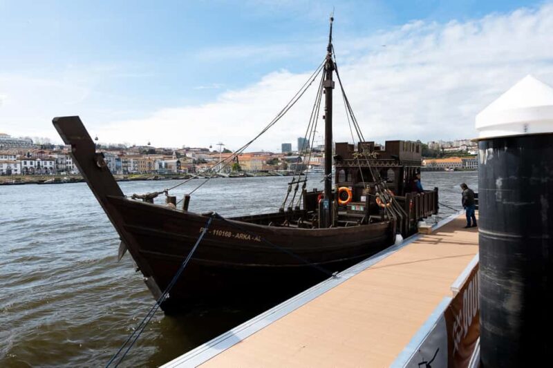 Porto: Pirate Ship Cruise on the Douro River - Climbing the Pirate Ship Tower for Stunning Views
