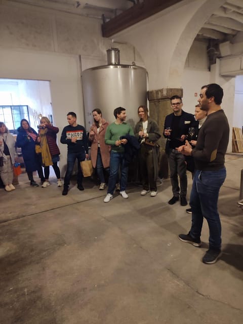 Porto: Port and Douro Wine Walking Tour with Tastings - Visit 3 Iconic Wine Houses in Vila Nova de Gaia