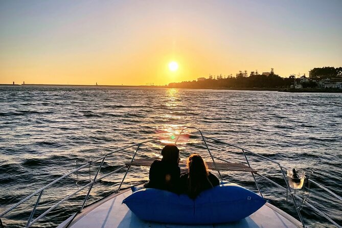 Porto: Porto City views Tour with Sunset Option,(shared) - The Magic of Portos Sunset at Foz do Rio Douro