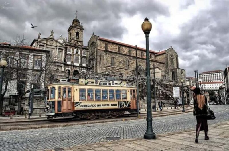 Porto, Portugal: Private Day Tour for families and small groups. - Crossing the Bridges and Enjoying Panoramic Views