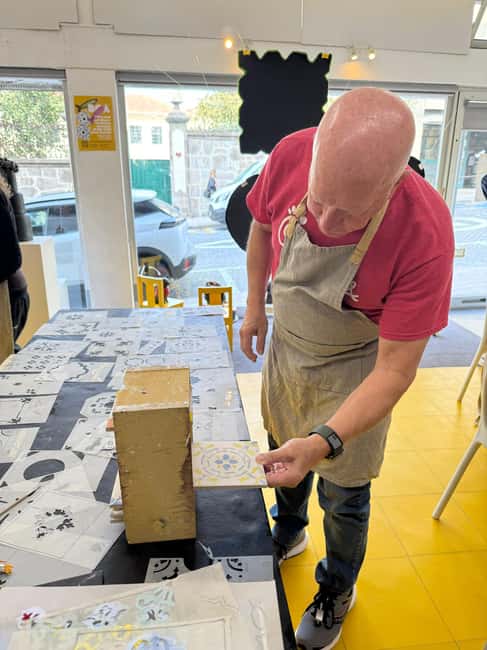 Porto: Portuguese Azulejo Tile Painting Workshop with Wine - What Sets This Workshop Apart from Similar Experiences