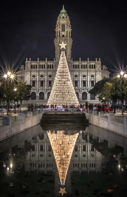 Porto: Portuguese Christmas Tour with Food and Drinks - Visiting Batalha Square Christmas Market